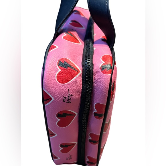 Betsey Johnson NWT Black Paris Dual Handle Crossbody & Pink Hearts Cosmetic Bag - Picture 4 of 11